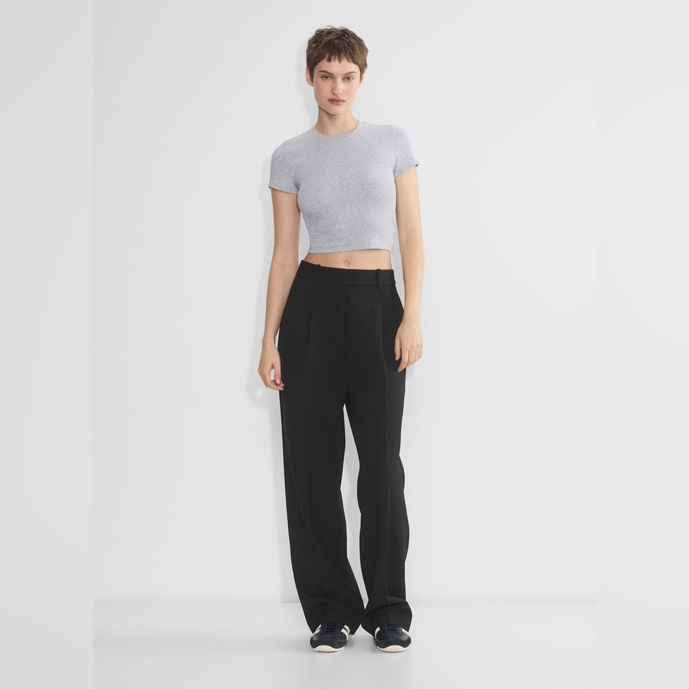 TNA HomeStretch™ Rib Crew Waist T-Shirt in Heather Chrome
